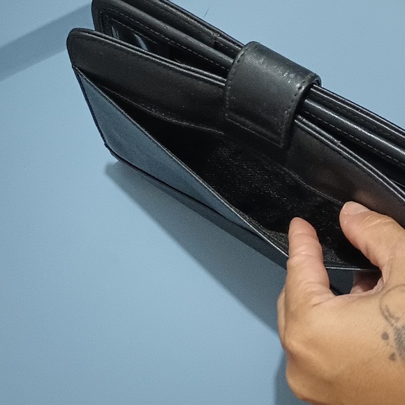 At A Glance Diary With Pocket Organizer. - Picture 3 of 5